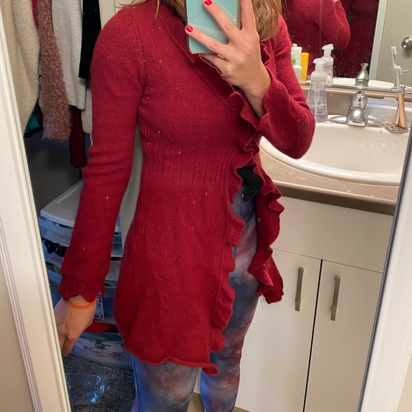 Long Red Ruffled Sweater - Picture 4 of 4